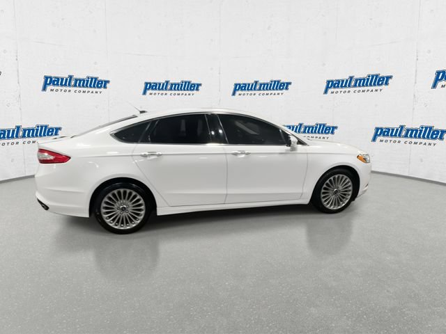 Used 2016 Ford Fusion Titanium FWD image 12