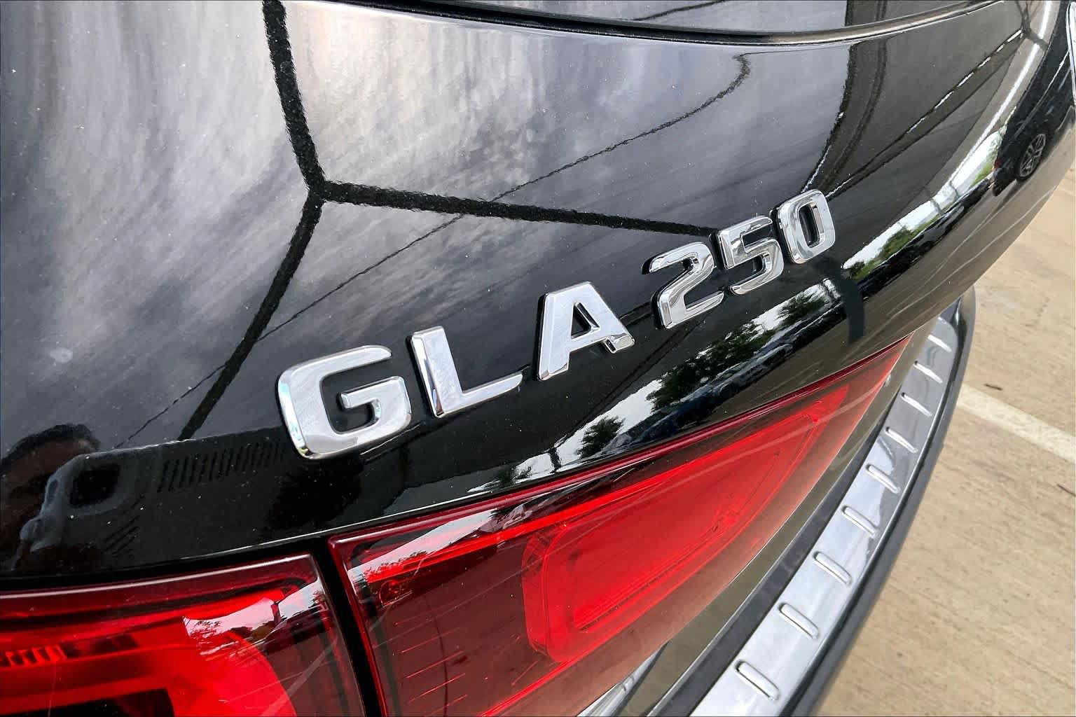 Used 2021 Mercedes-Benz GLA 250 image 30