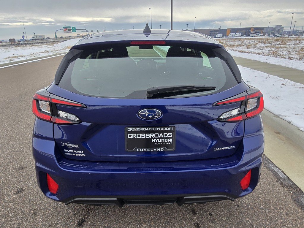 Used 2025 Subaru Impreza 2.0i Sport image 4