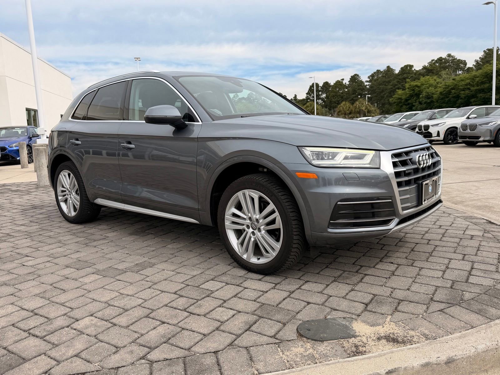 Used 2020 Audi Q5 2.0T Premium Plus w/ Premium Plus Package AWD/4WD image 7