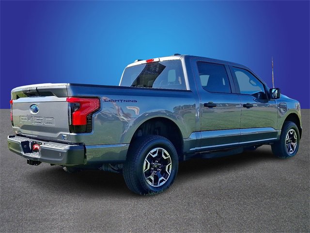 Used 2023 Ford F150 Lightning Pro image 3