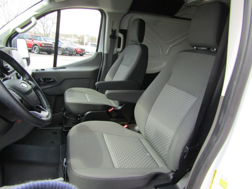 Used 2024 Ford Transit 250 Low Roof w/ Load Area Protection Package RWD image 11