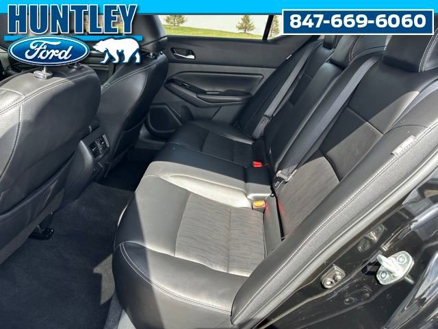 Used 2021 Nissan Altima 2.5 Platinum image 11