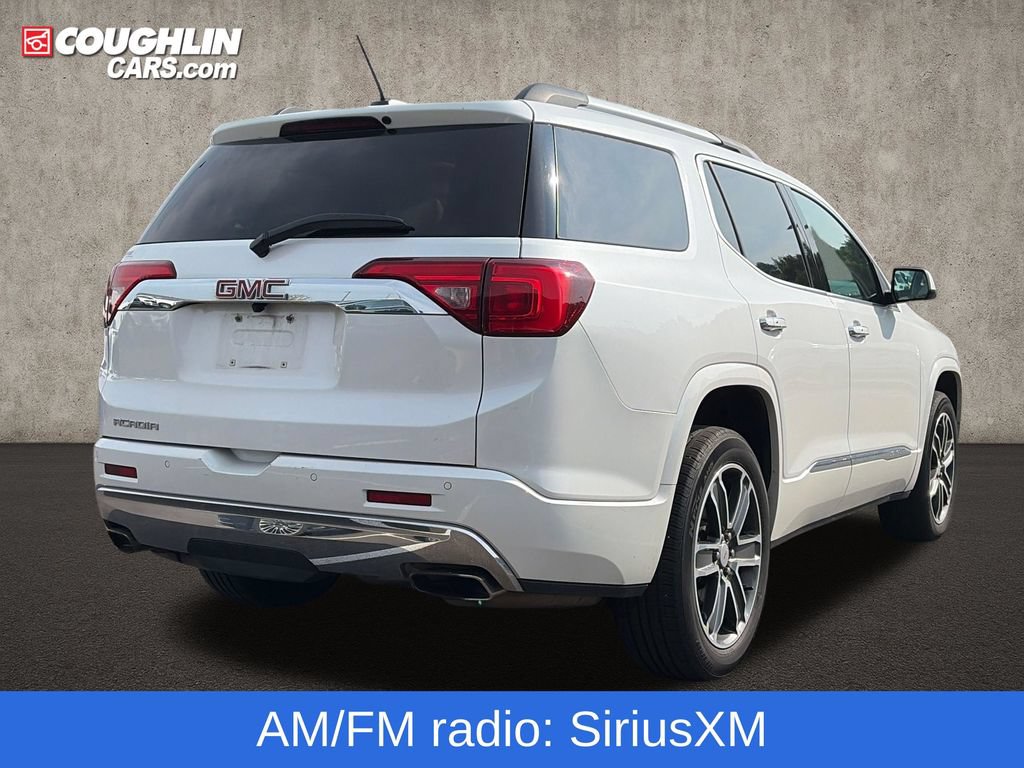 Used 2018 GMC Acadia Denali w/ Technology Package FWD image 10
