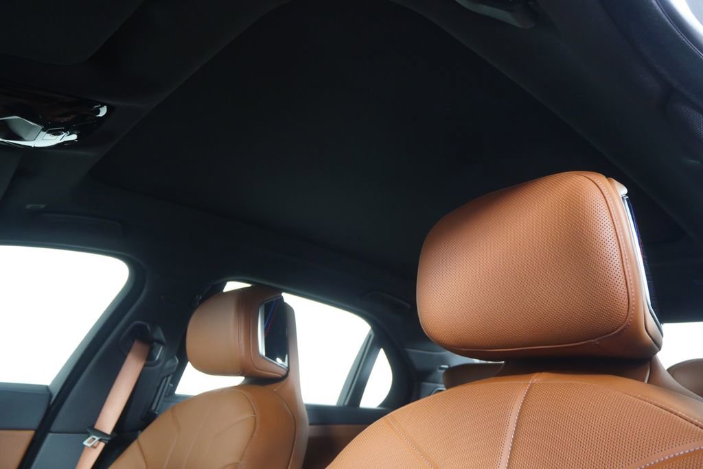 New 2026 BMW i7 xDrive60 w/ Executive Package AWD/4WD image 12