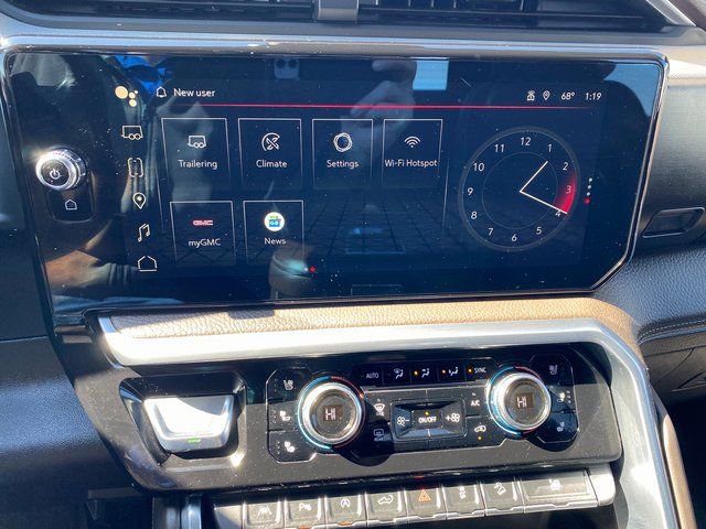 Used 2022 GMC Sierra 1500 Denali w/ Denali Reserve Package image 16