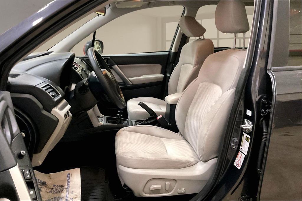 Used 2016 Subaru Forester 2.5i Premium image 24