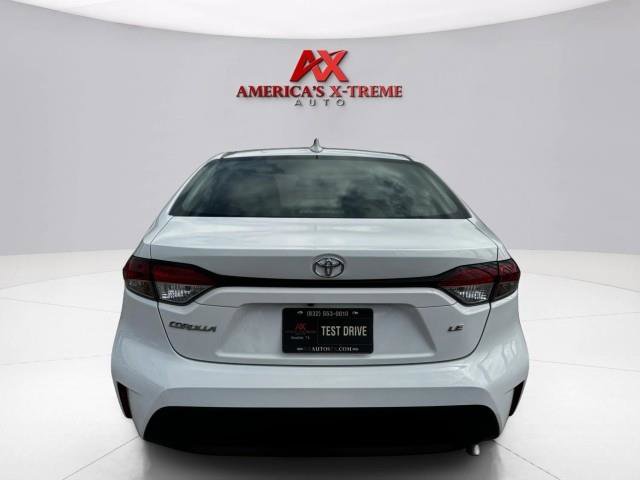 Used 2023 Toyota Corolla LE FWD image 4