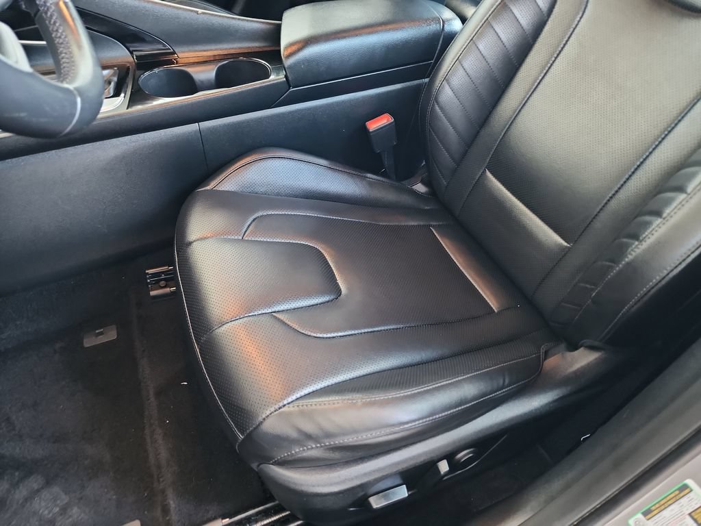 Used 2024 Hyundai Elantra Limited FWD image 17