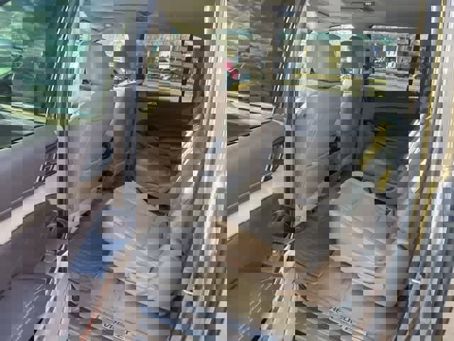 Used 2017 Chevrolet Suburban Premier image 13