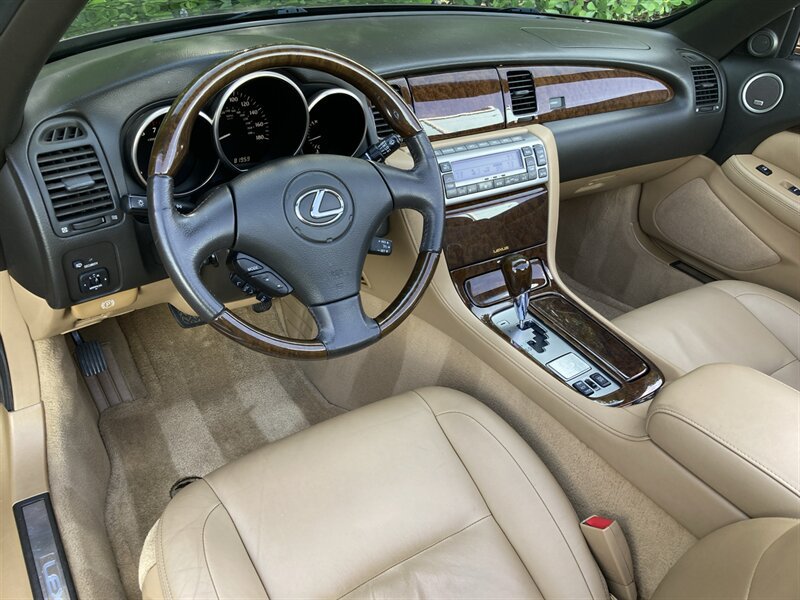 Used 2006 Lexus SC 430 Convertible RWD image 18