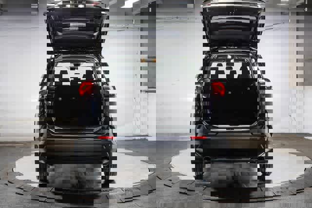 Used 2020 Toyota RAV4 XLE image 28