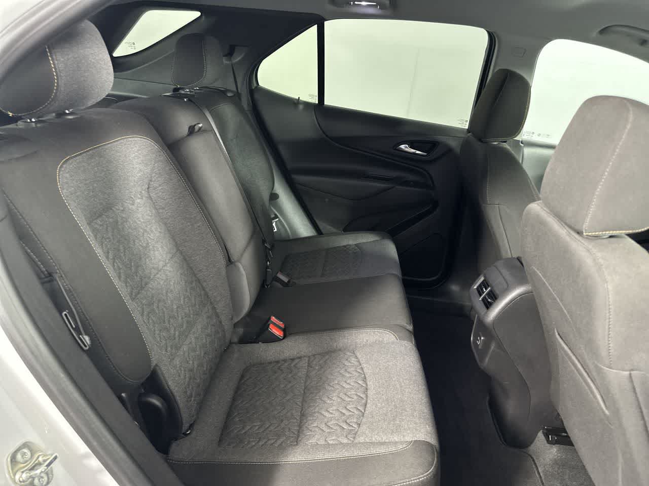 Used 2024 Chevrolet Equinox LT AWD/4WD image 7