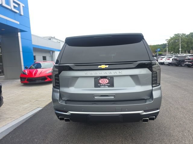 Used 2025 Chevrolet Suburban High Country AWD/4WD image 3
