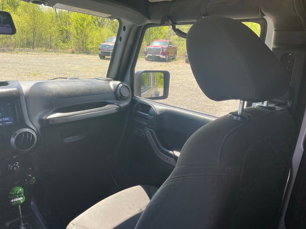 Used 2017 Jeep Wrangler Unlimited Sport w/ Quick Order Package 24S image 21