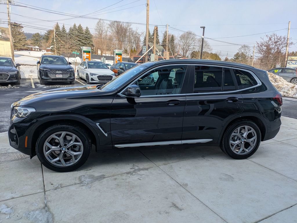 Used 2023 BMW X3 xDrive30i w/ Premium Package image 6