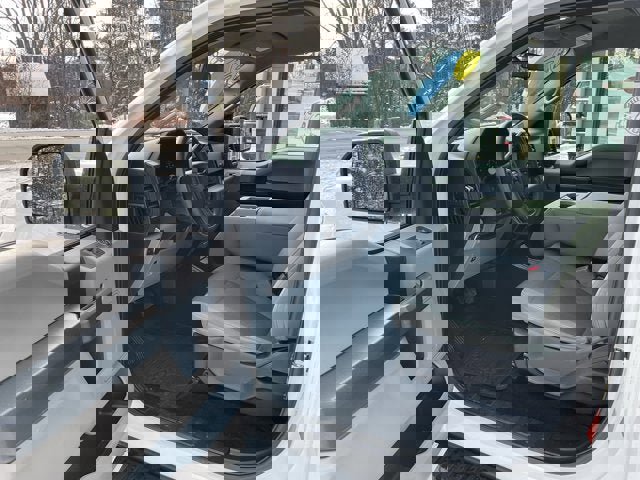 Used 2017 Ford F150 XL w/ Equipment Group 101A Mid image 12