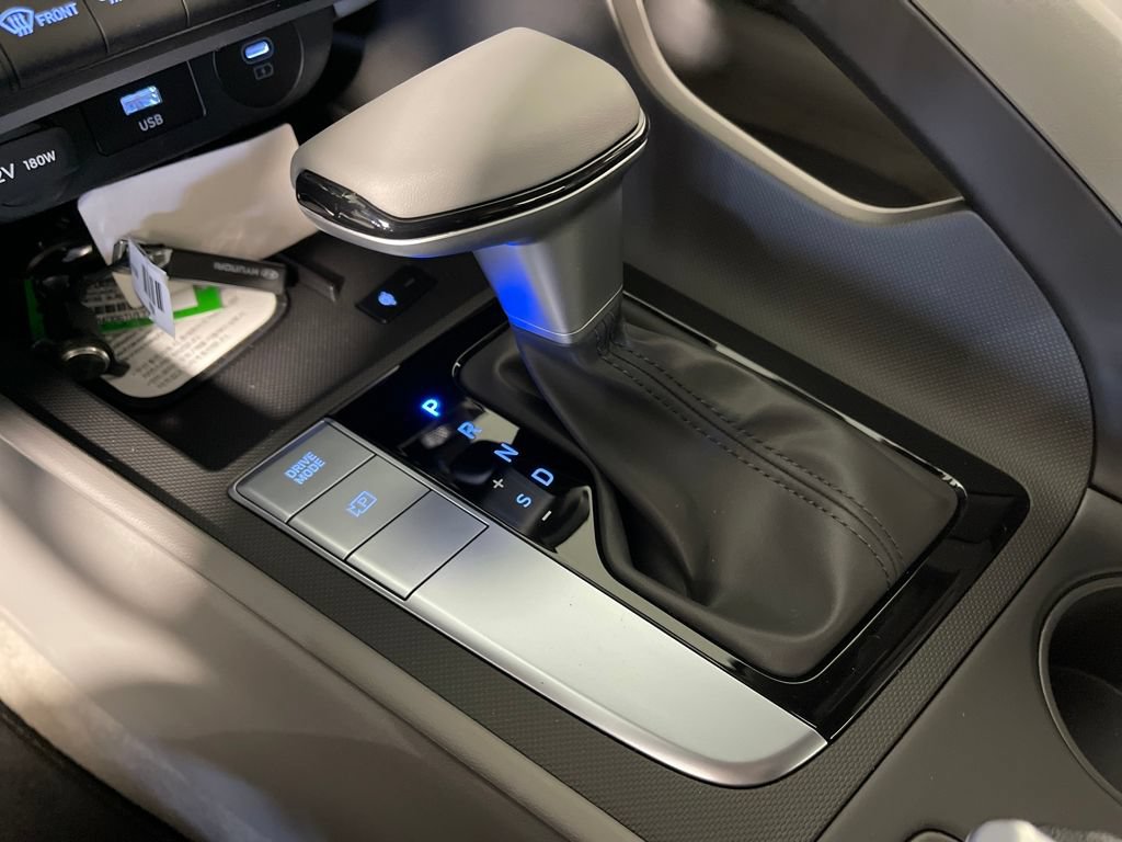 New 2026 Hyundai Elantra Sport FWD image 24