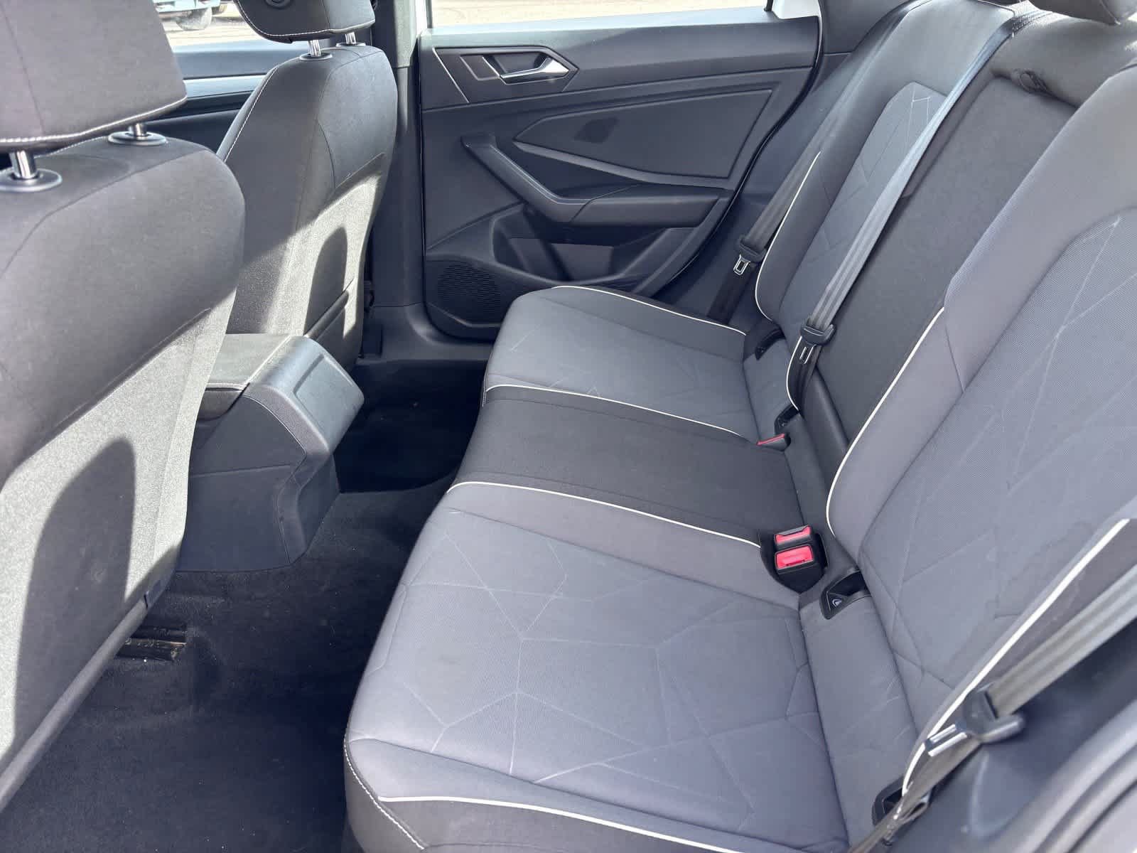 Used 2025 Volkswagen Jetta Sport FWD image 11