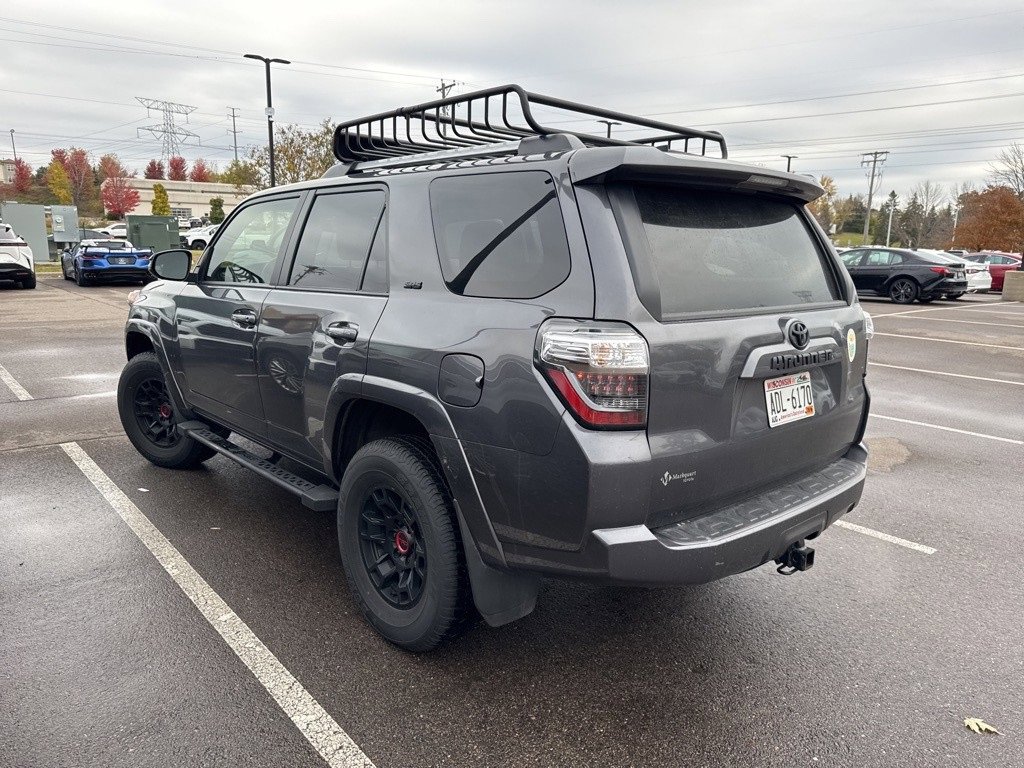 Used 2022 Toyota 4Runner SR5 Premium image 16