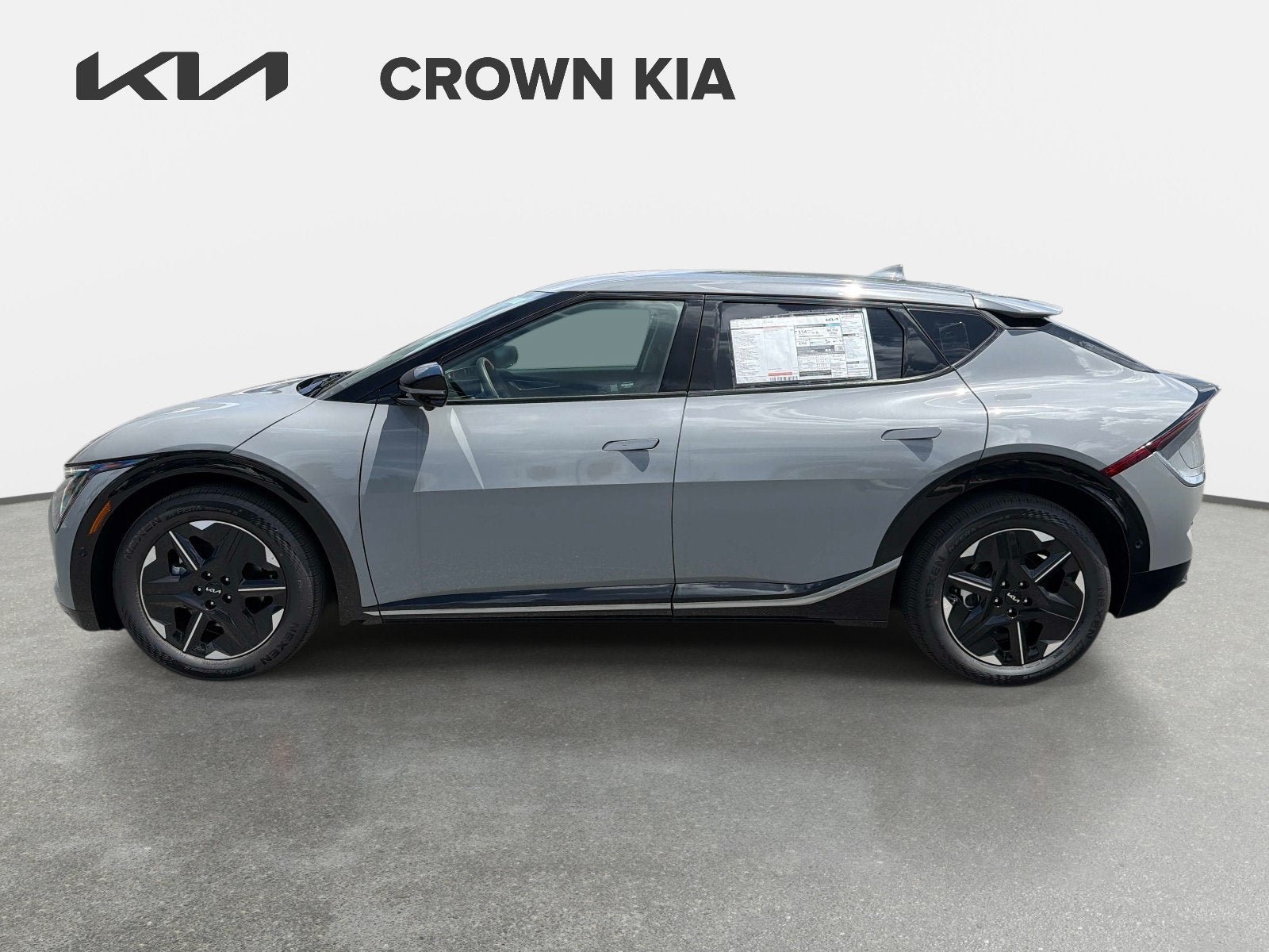 New 2026 Kia EV6 Wind RWD image 8