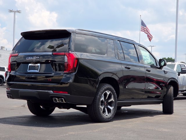 New 2026 GMC Yukon XL AT4 w/ AT4 Premium Package AWD/4WD image 19