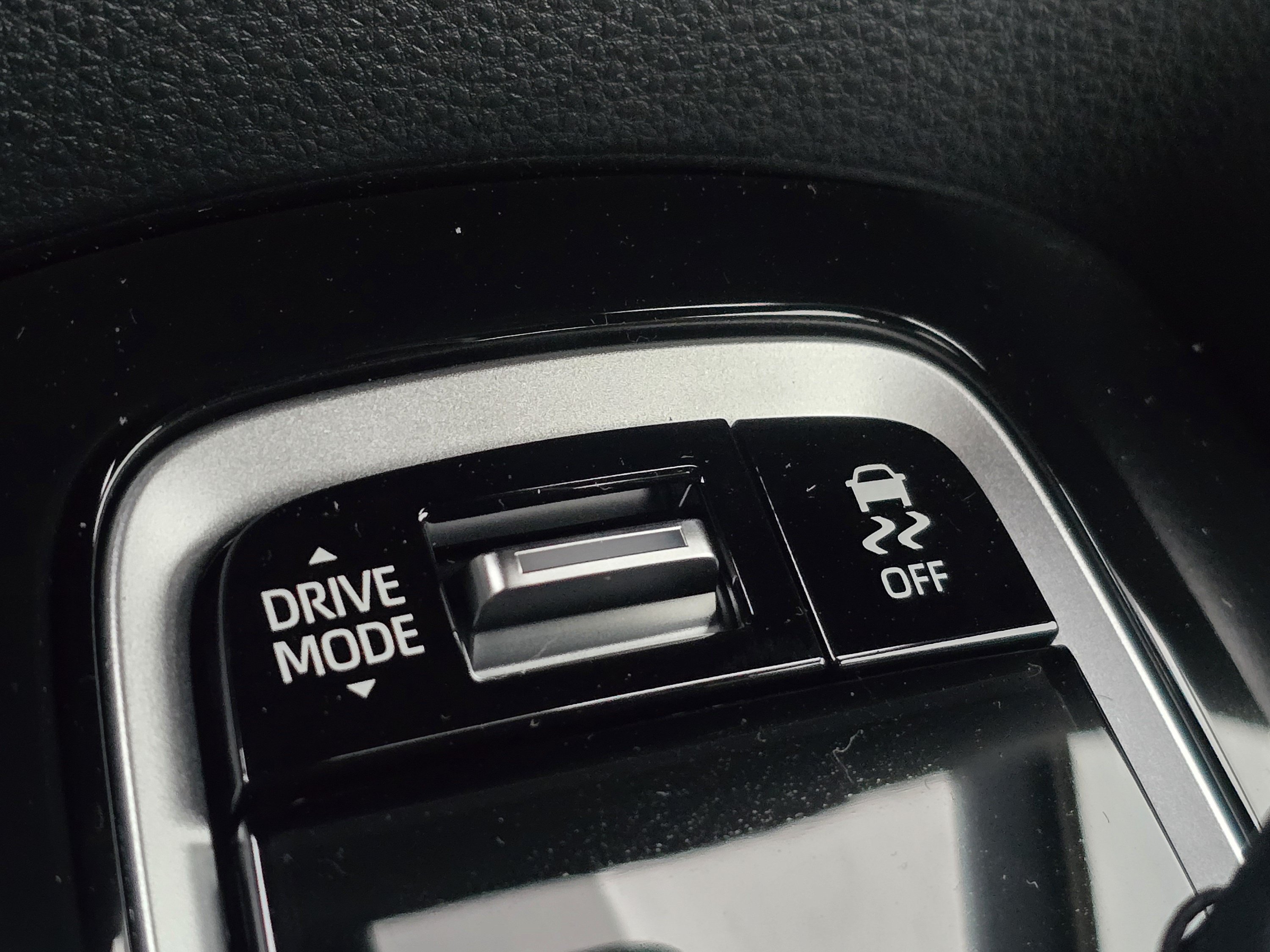New 2026 Toyota Corolla XSE FWD image 15