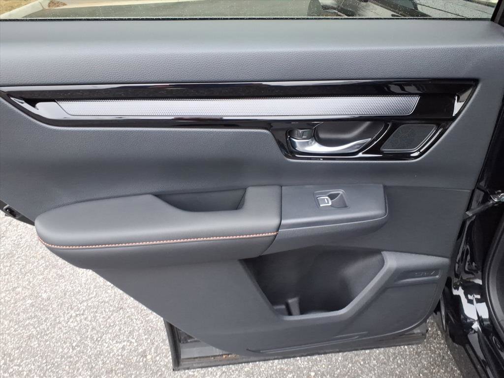 Used 2025 Honda CR-V Sport Touring image 21