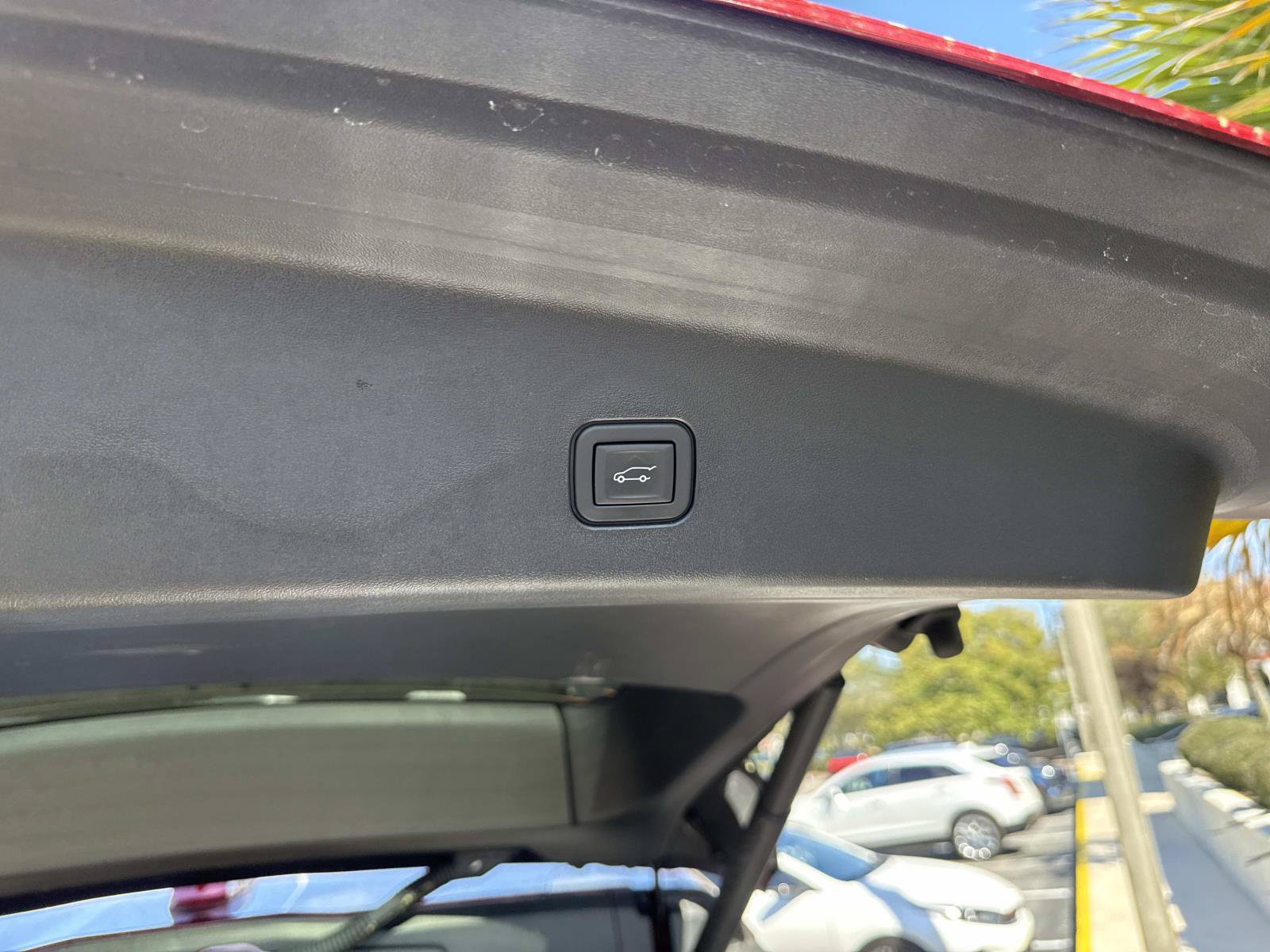 New 2026 Cadillac Vistiq Sport w/ LPO, Floor Liner Package AWD/4WD image 12