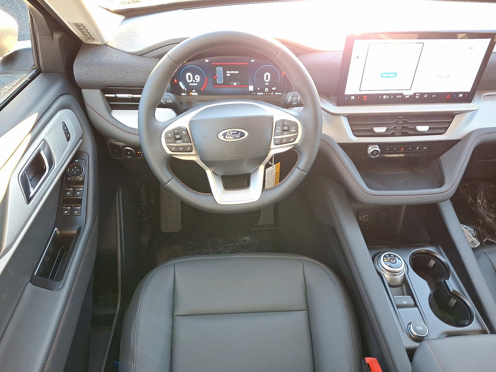 New 2026 Ford Explorer Active w/ Active Comfort Package image 7