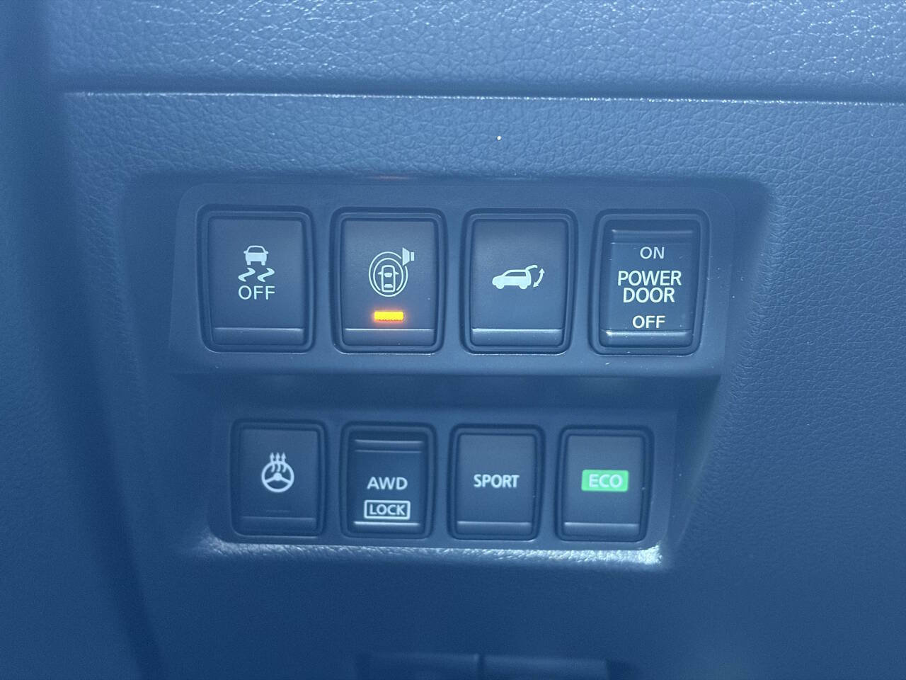 Used 2017 Nissan Rogue SV image 30