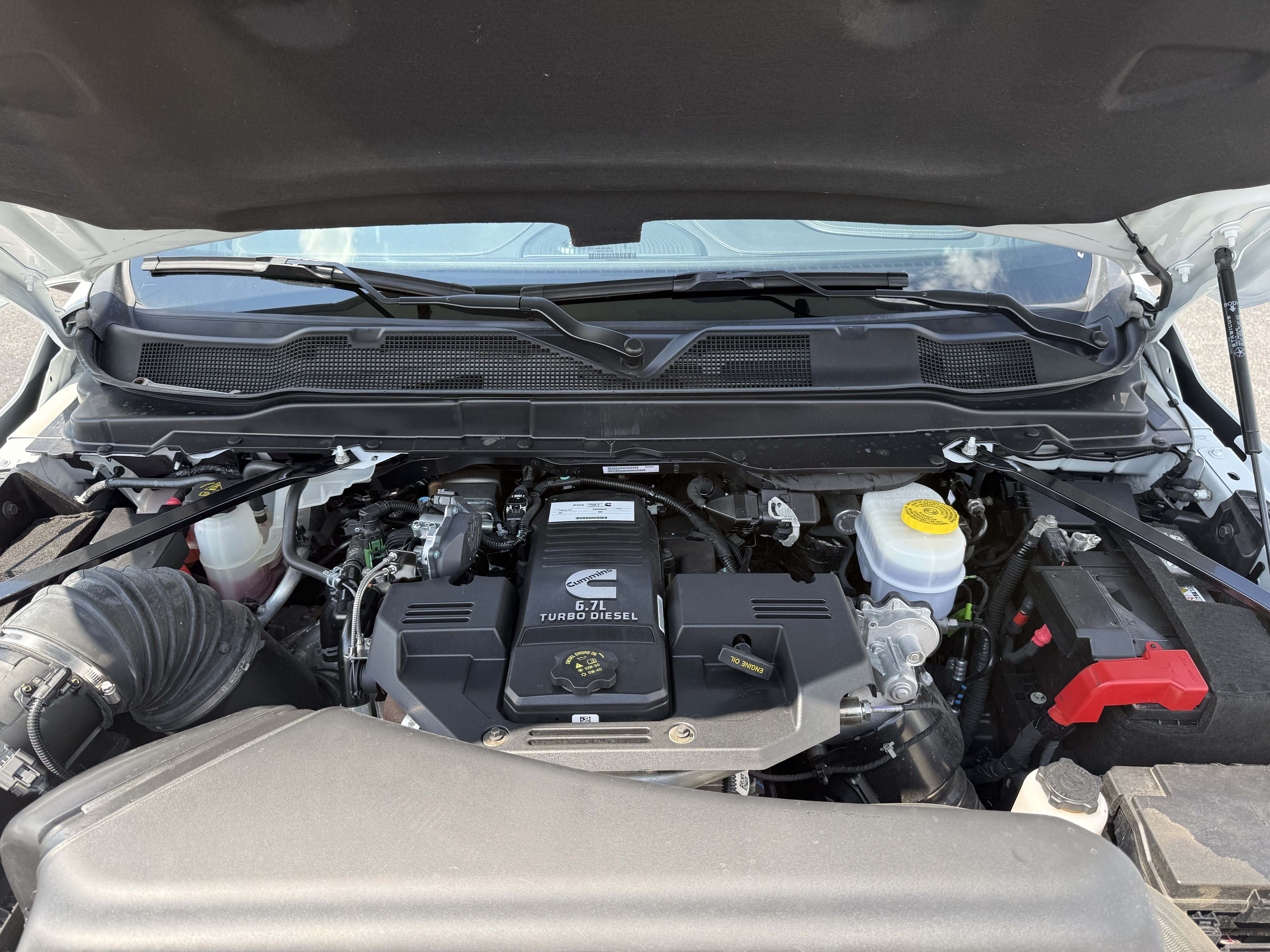 Used 2024 RAM 2500 Limited AWD/4WD image 34