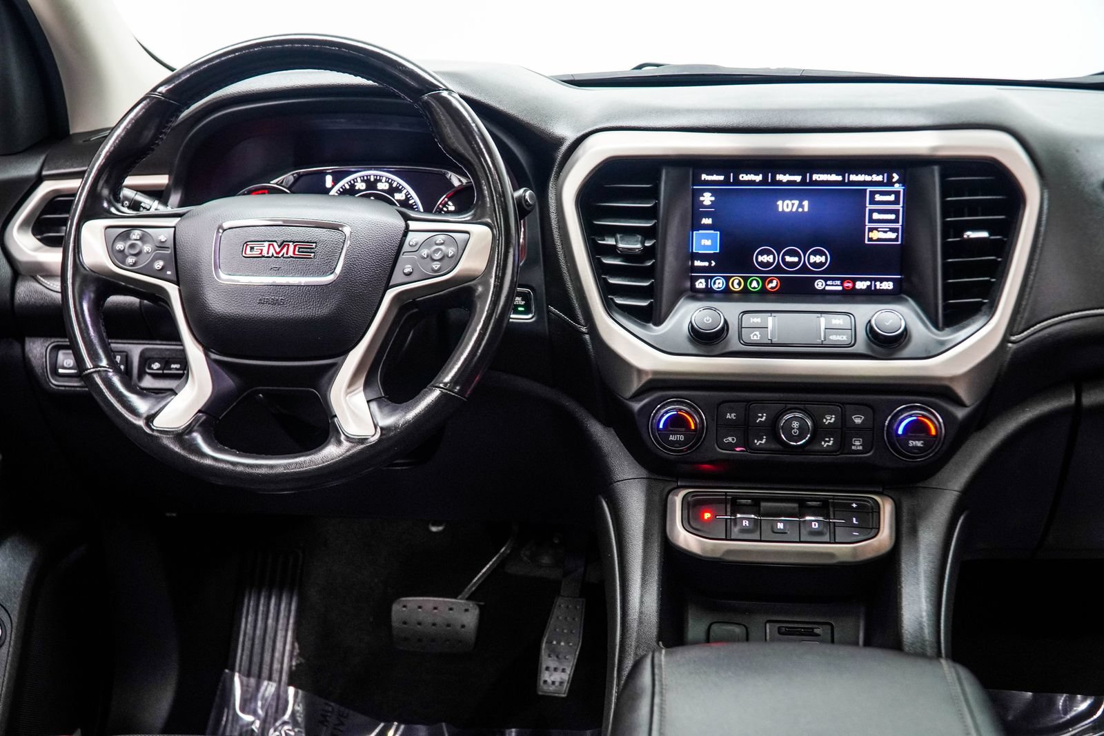 Used 2021 GMC Acadia Denali w/ Denali Technology Package FWD image 20