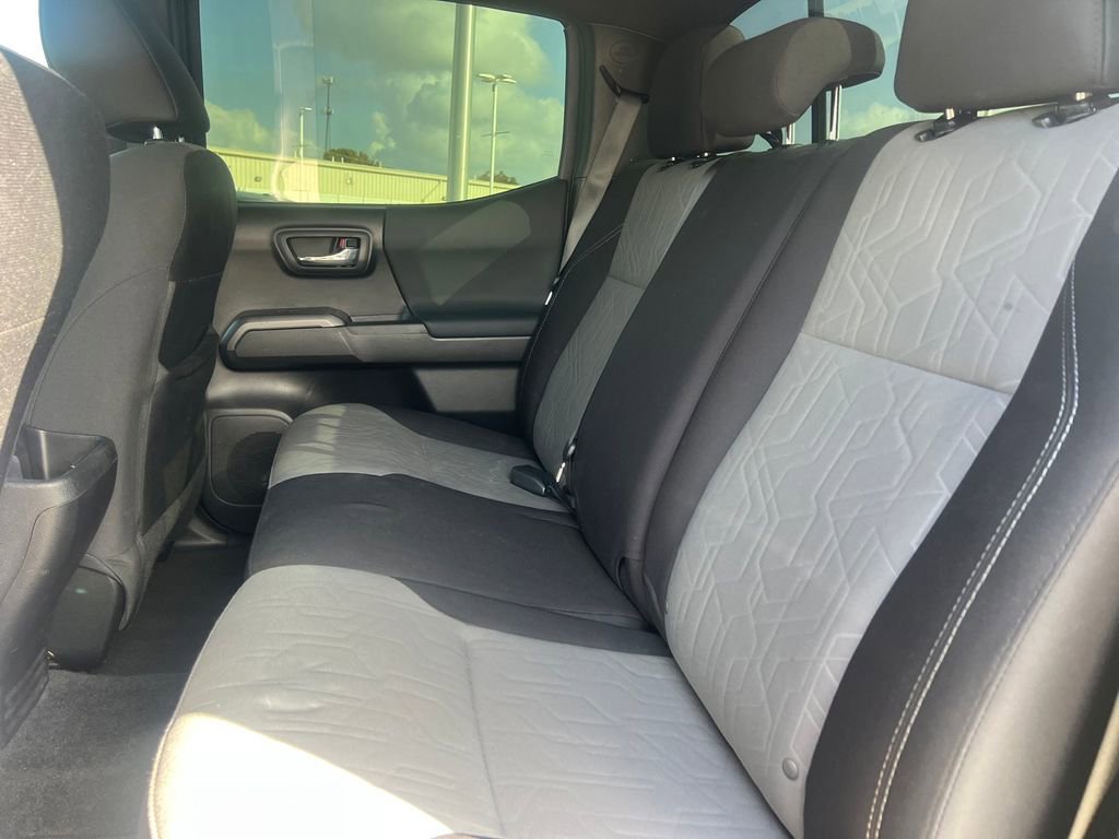 Used 2021 Toyota Tacoma TRD Off-Road image 29