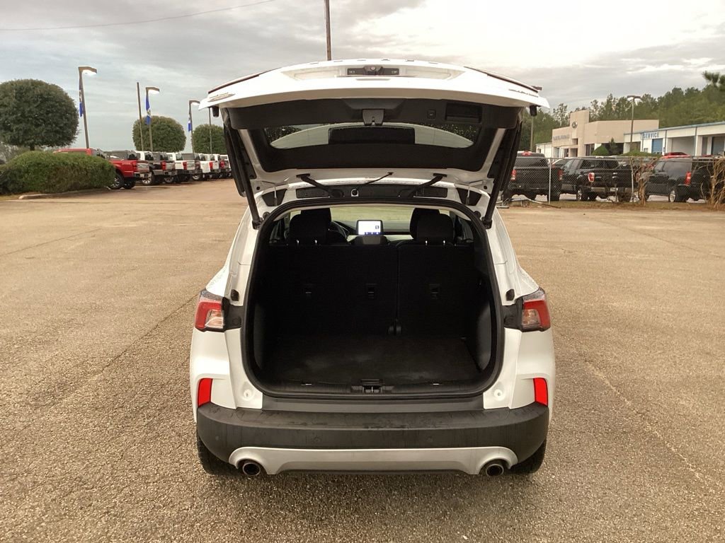 Used 2022 Ford Escape SE w/ Convenience Package image 9