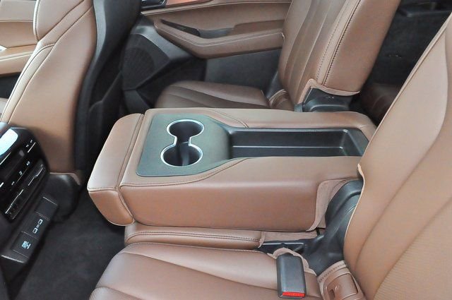 Used 2023 Acura MDX SH-AWD w/ Technology Package image 17