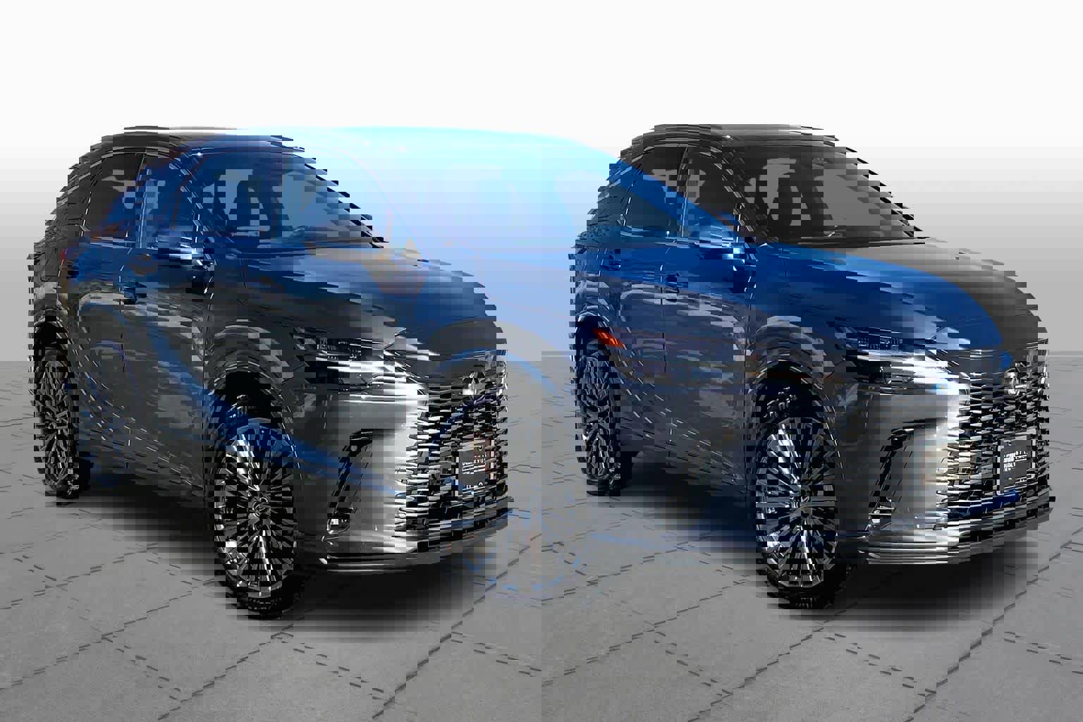 Certified 2025 Lexus RX 450h Luxury w/ Convenience Package image 3