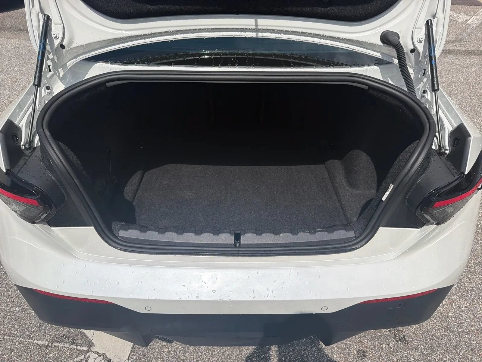Used 2026 BMW 230i Coupe w/ Premium Package RWD image 14