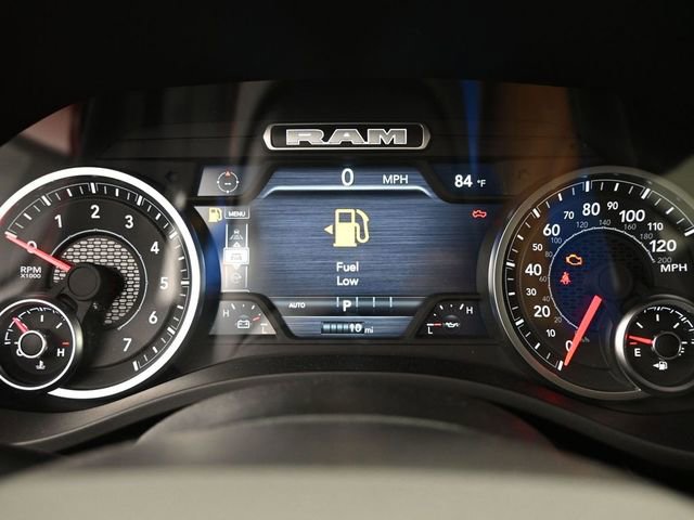New 2026 RAM 1500 4x4 Crew Cab image 32