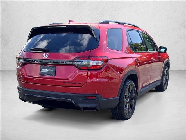 New 2026 Honda Pilot Black Edition image 2