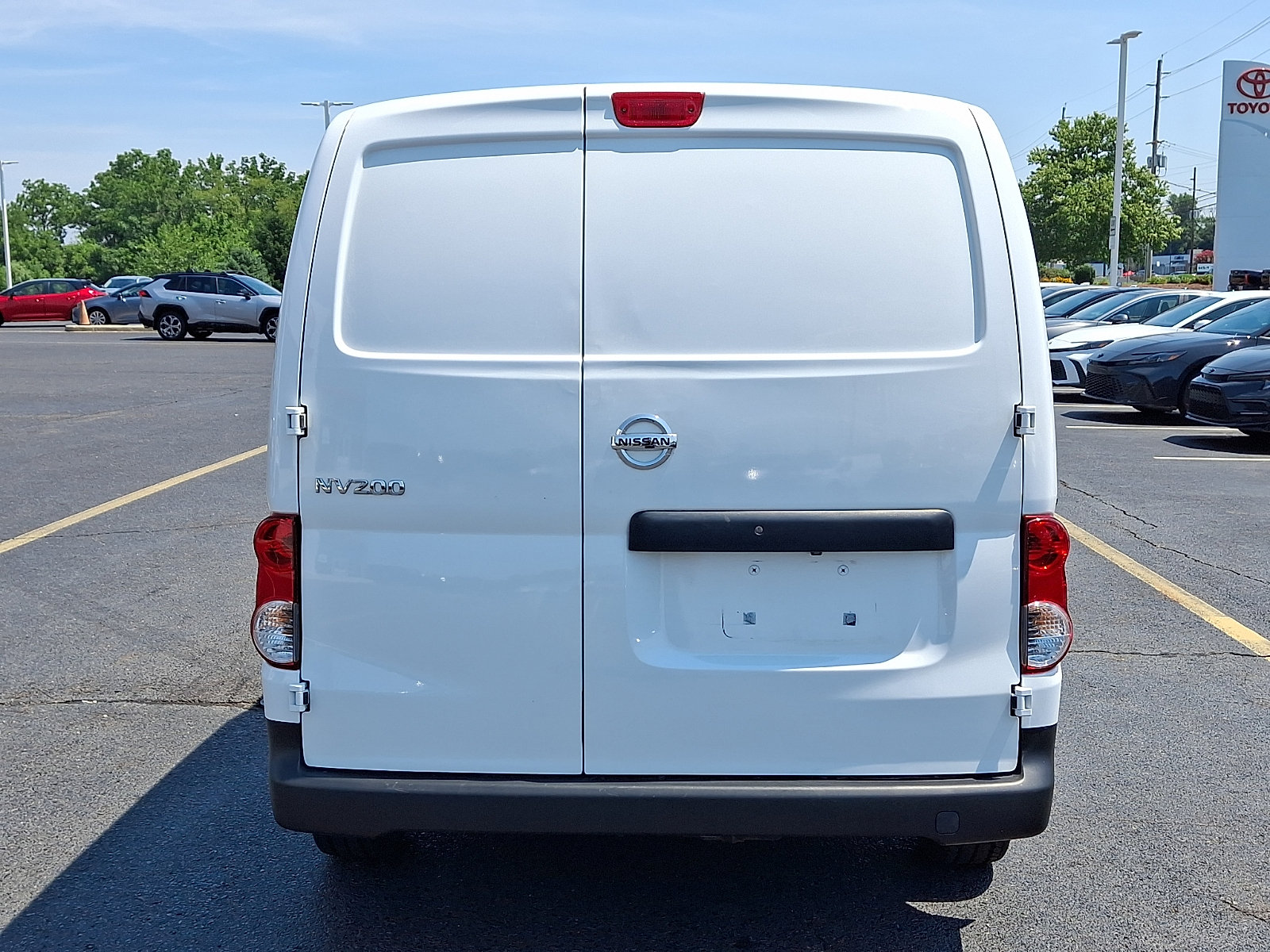 Used 2021 Nissan NV200 S FWD image 5