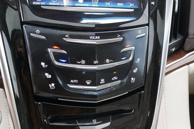 Used 2017 Cadillac Escalade Luxury image 25