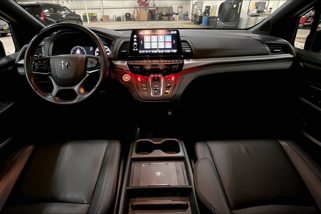 Used 2025 Honda Odyssey Sport-L image 14