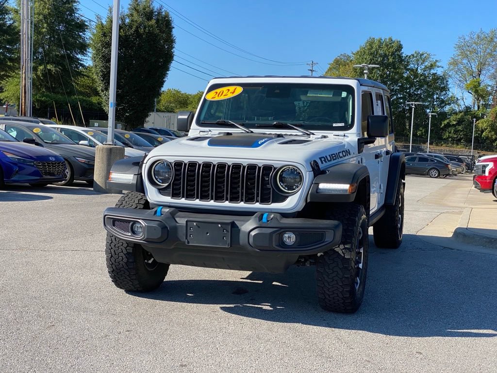 Used 2024 Jeep Wrangler Unlimited Rubicon 4xe AWD/4WD image 3
