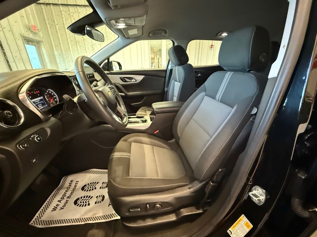 Used 2025 Chevrolet Blazer LT image 23