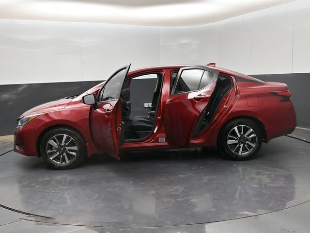New 2025 Nissan Versa SV w/ Trunk Package FWD image 26