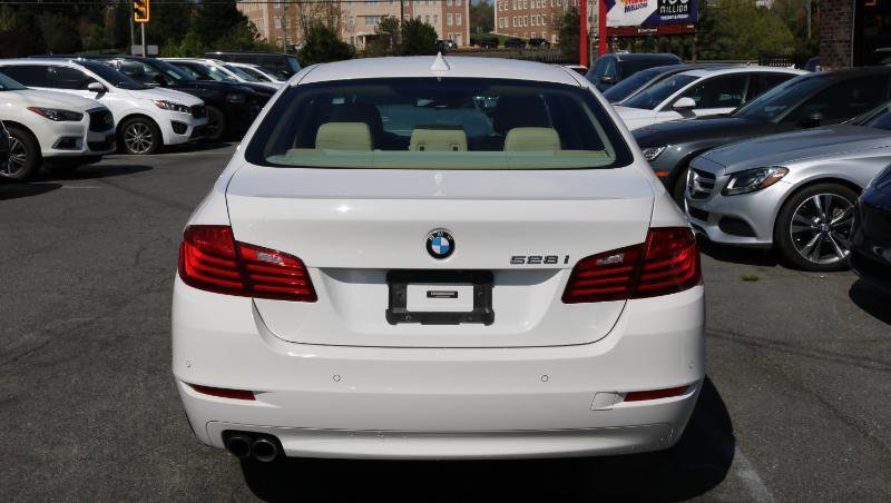 Used 2014 BMW 528i Sedan image 6