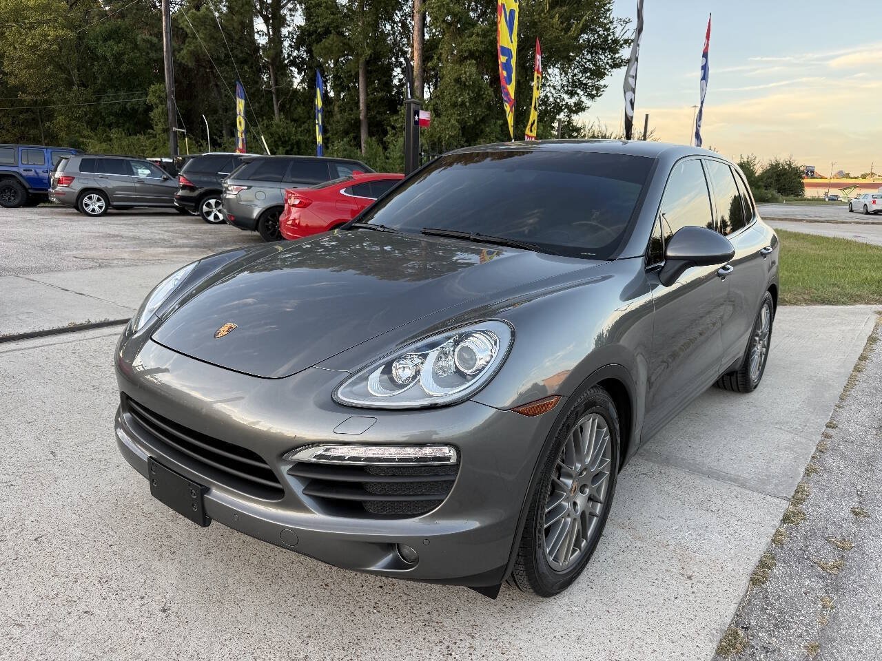 Used 2014 Porsche Cayenne S AWD/4WD image 2