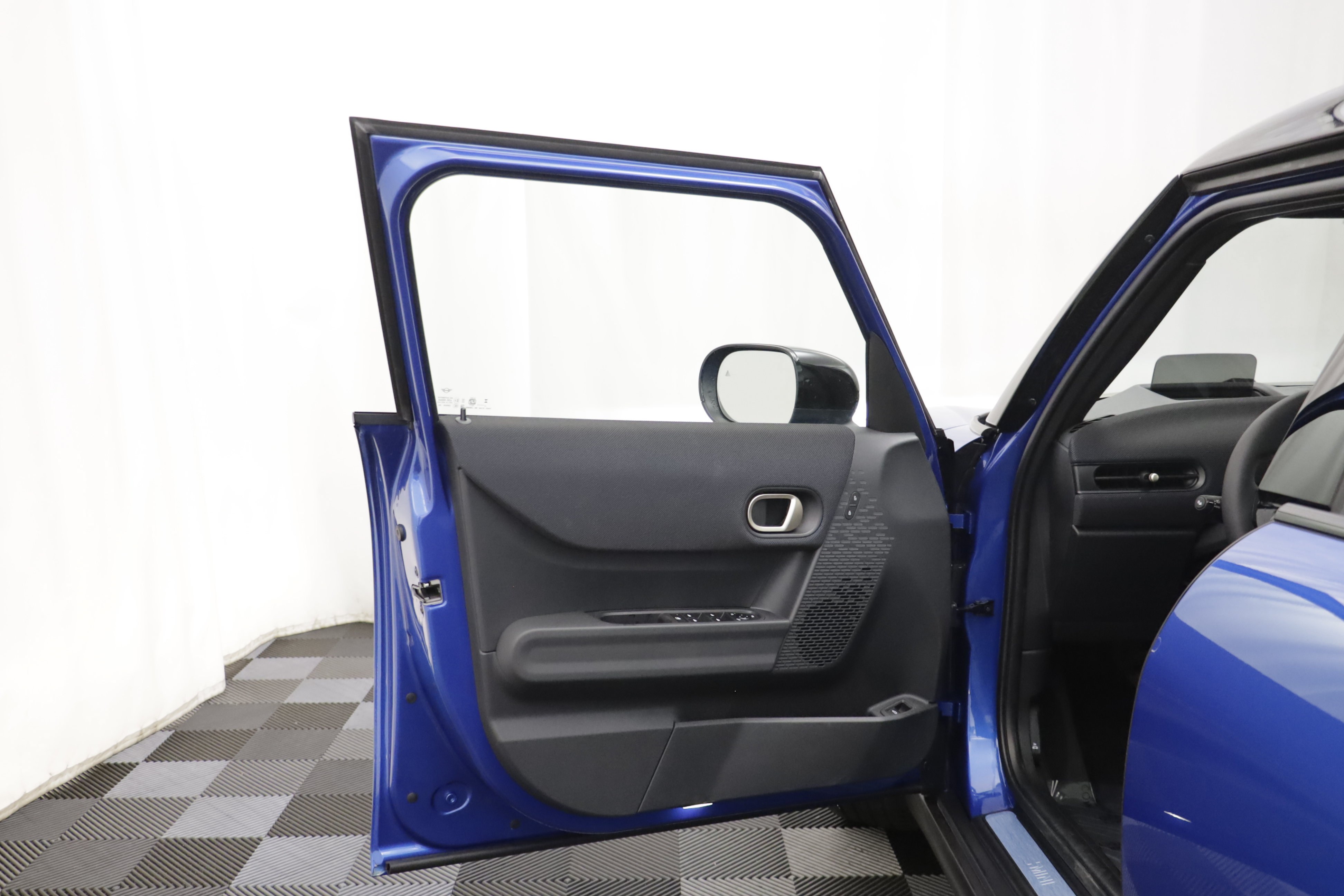 New 2027 MINI Cooper 4-Door Hardtop FWD image 5