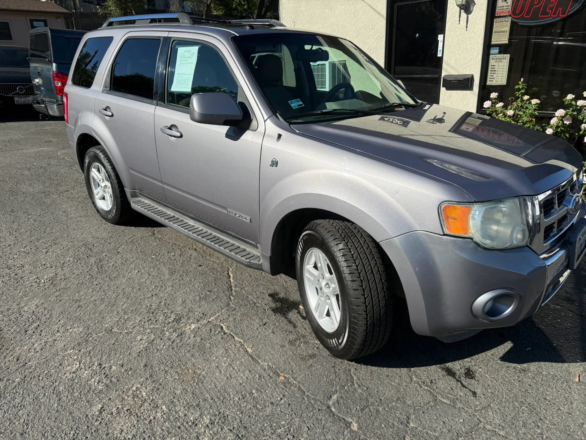 Used 2008 Ford Escape 4WD Hybrid image 2